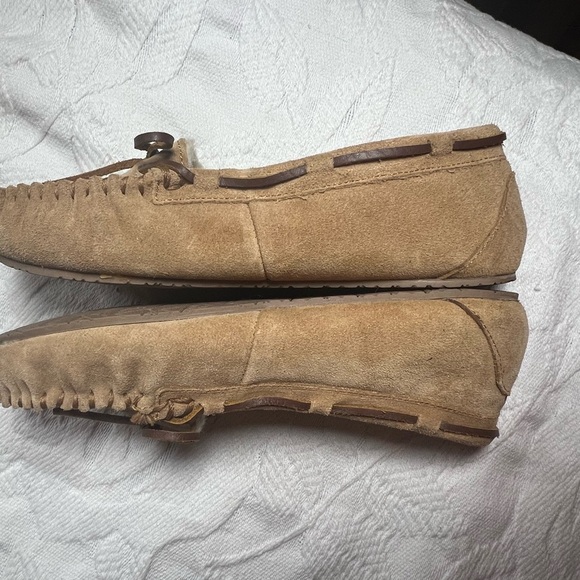 Minnetonka Light Brown Suede Moccasins - Picture 5 of 8